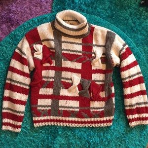 White turtleneck knit sweater red & grey stripes